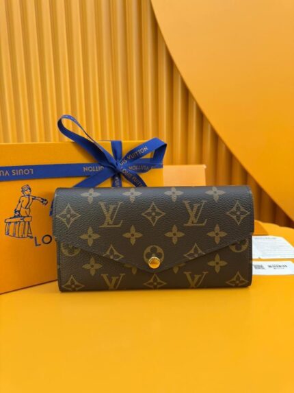 Louis Vuitton Sarah Wallet in monogram