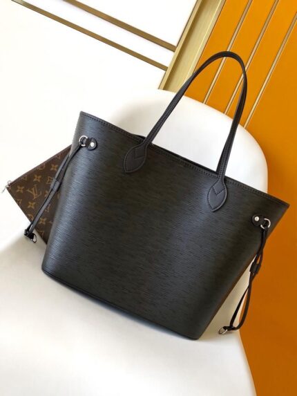 Louis Vuitton Neverfull MM tote bag in black Epi leather