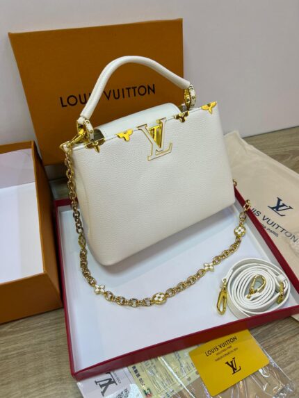 Louis Vuitton Capucines MM handbag