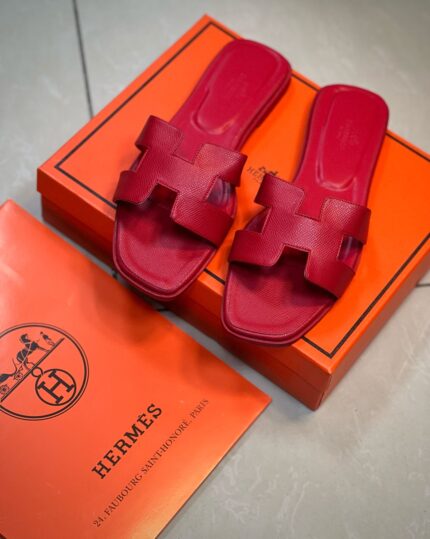 Hermès Oran sandals in a red