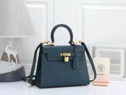 Hermès Kelly 25 bag in deep blue Epsom leather