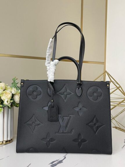 Louis Vuitton never full black monogram bag
