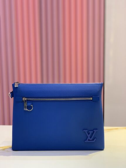Louis Vuitton Takeoff Pouch in blue Aerogram calf leather