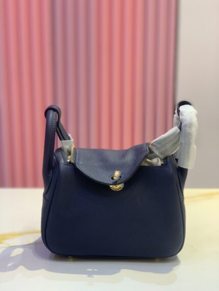 Hermès Lindy bag in Clemence leather