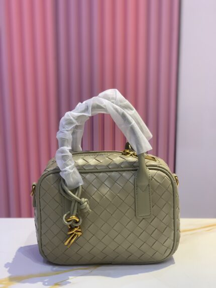 Bottega Veneta Small Getaway top-handle bag in Intrecciato leather